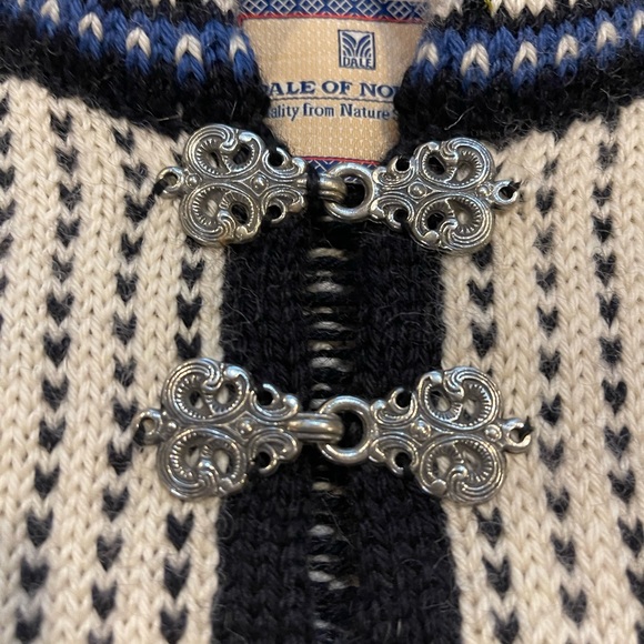 Vintage Dale Of Norway Sweater Pullover 100% Wool Knit Sz XL Unisex Dale Classic - Picture 6 of 13